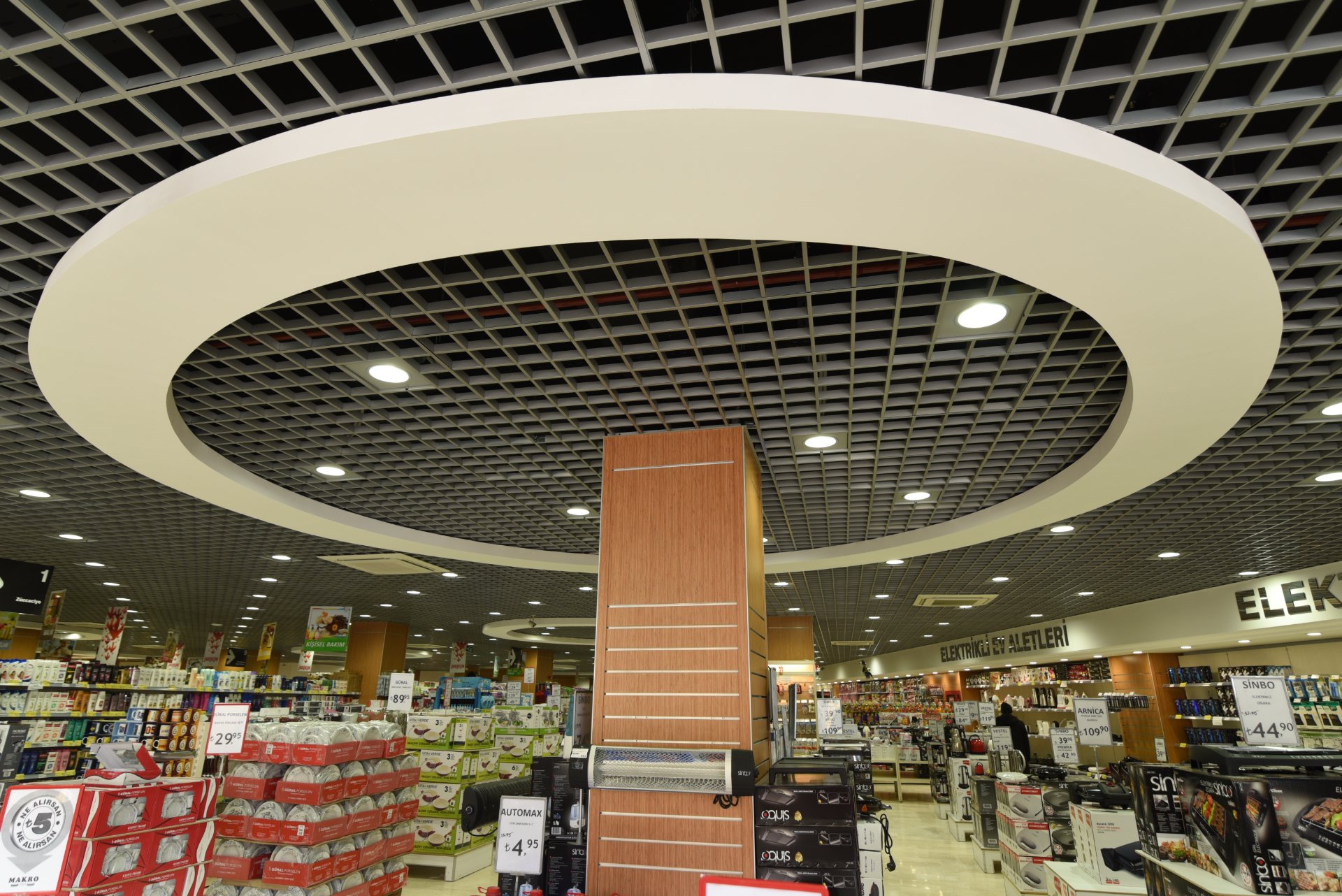 Makro Marketler